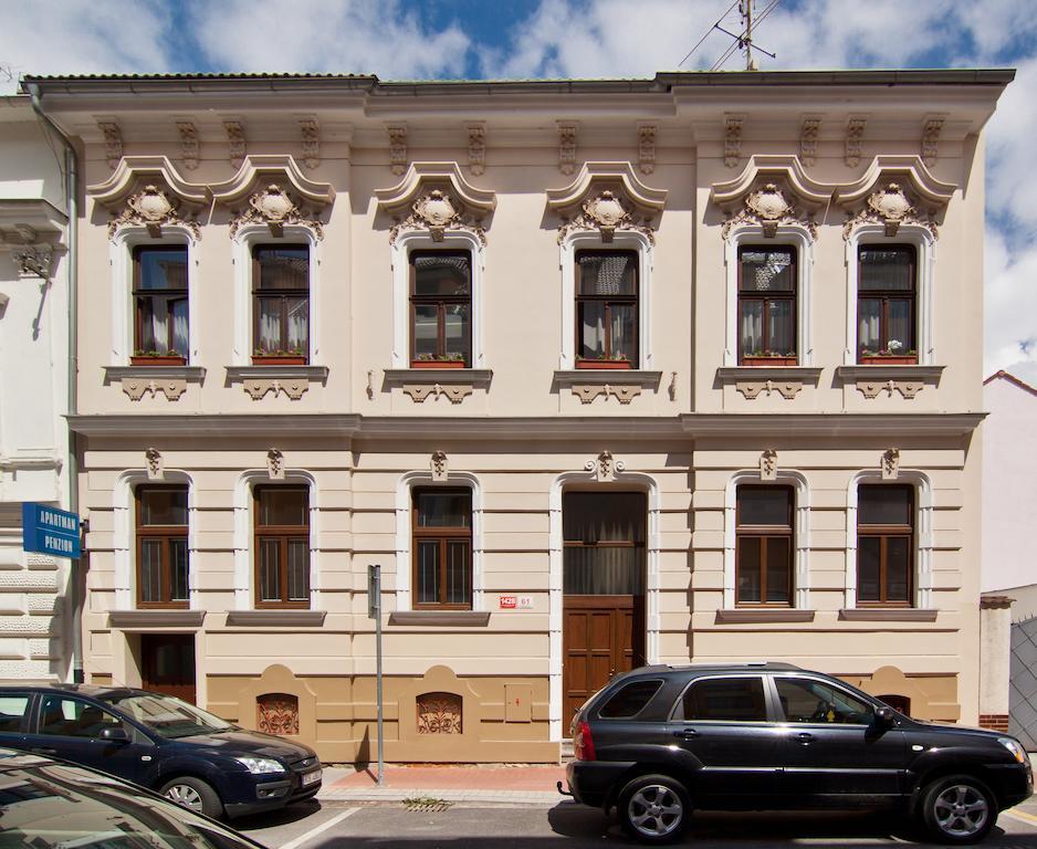 Apartmany - Penzion Smetanka Czeskie Budziejowice Zewnętrze zdjęcie